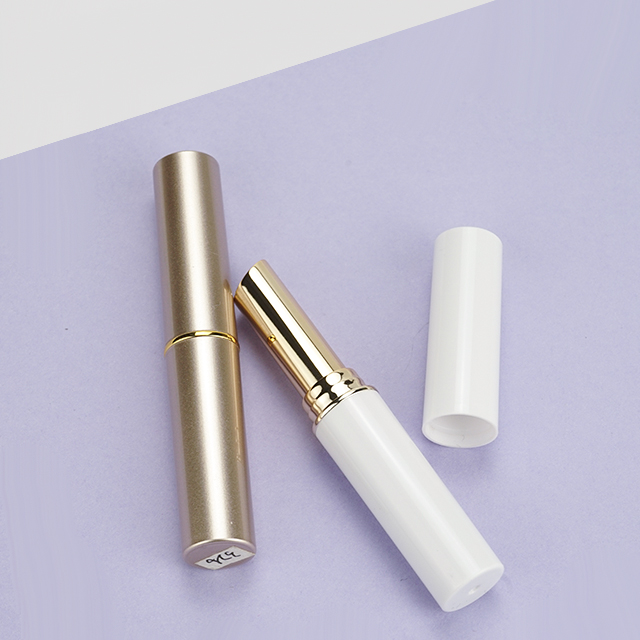 Shiny gold slim lipstick tubes - Zmic