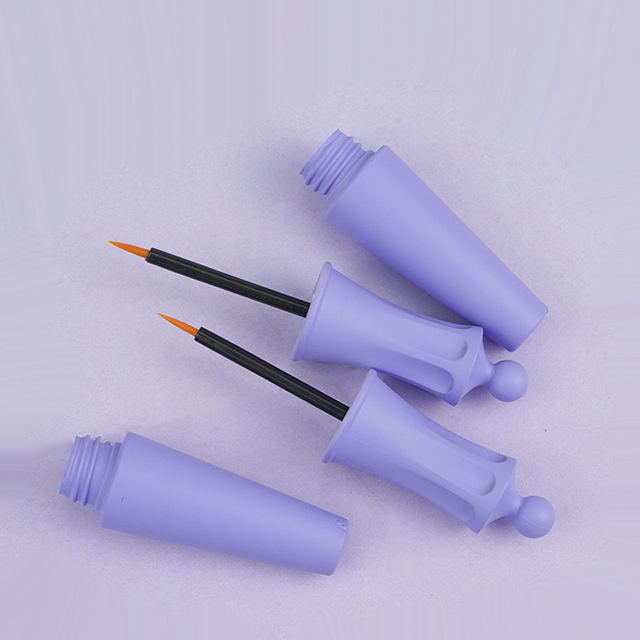 Unique eyeliner tube, purple eyeliner tube, empty eyeliner tube, plastic eyeliner tube, eyeliner packaging