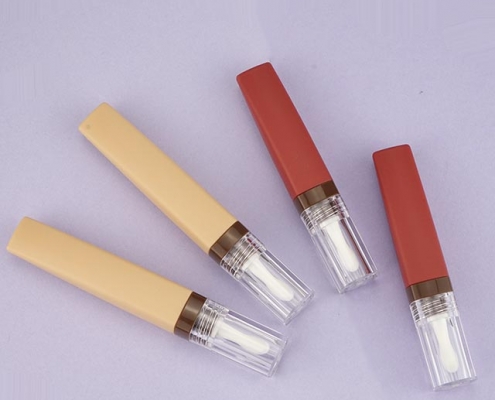 unique squeeze lipgloss soft tube with applicator