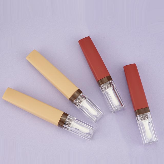 unique squeeze lipgloss soft tube with applicator