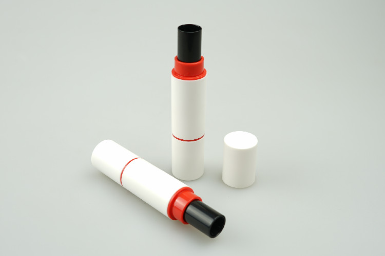 Double ened refillable lipstick tube