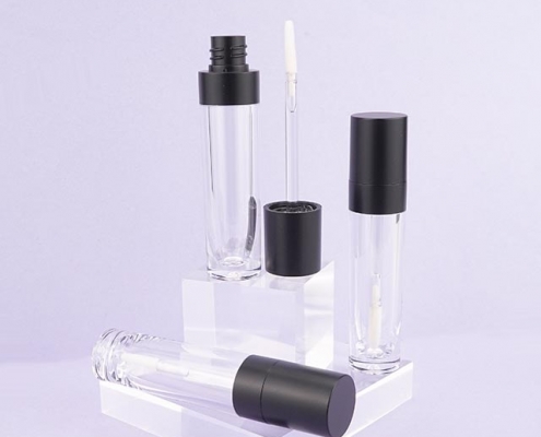 Black lip gloss tubes