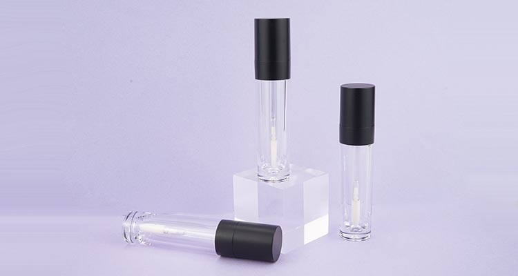 Black lip gloss tubes