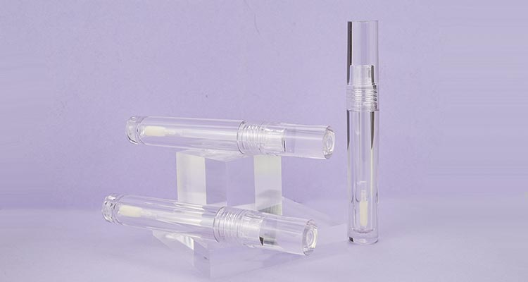 Round clear lipgloss tube