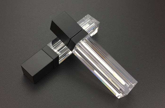 Square lipgloss tube