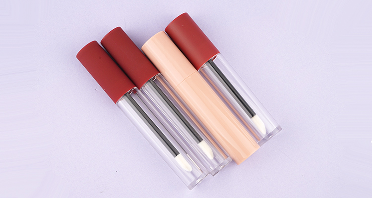 Round lipgloss tube