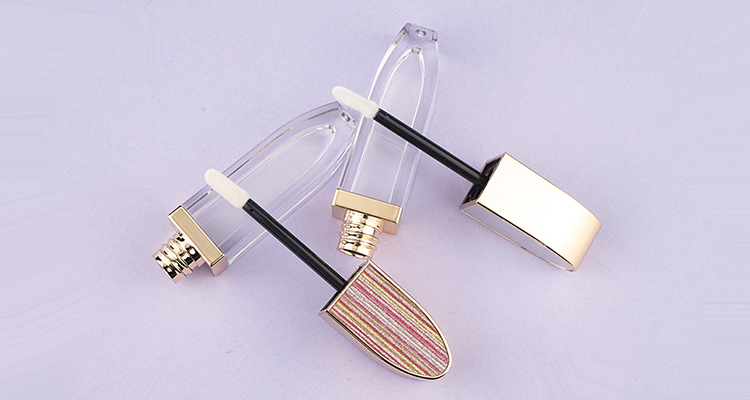 Unique design lipgloss tubes with mirror