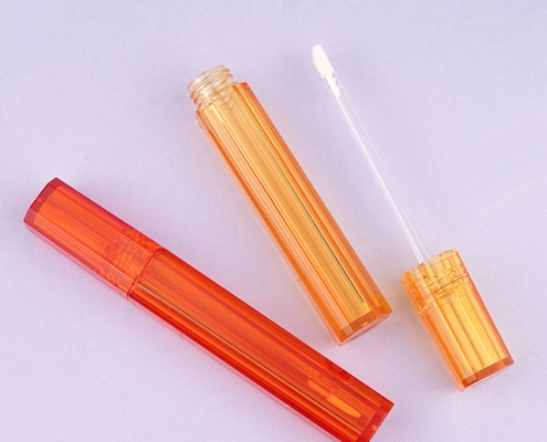 plastic lip gloss tubes supply