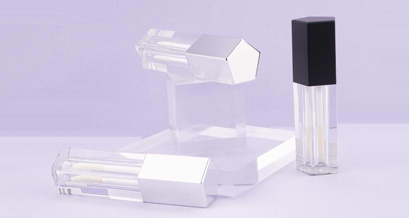 Pentagon shaped lipgloss tube