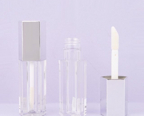 Pentagon shaped lipgloss tube