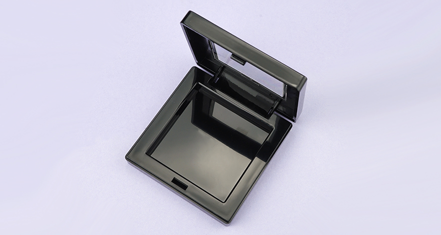 Black square compact powder case