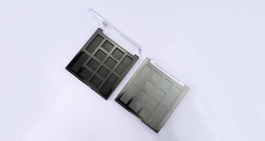 Square eyeshadow palette 12 colors with clear lid