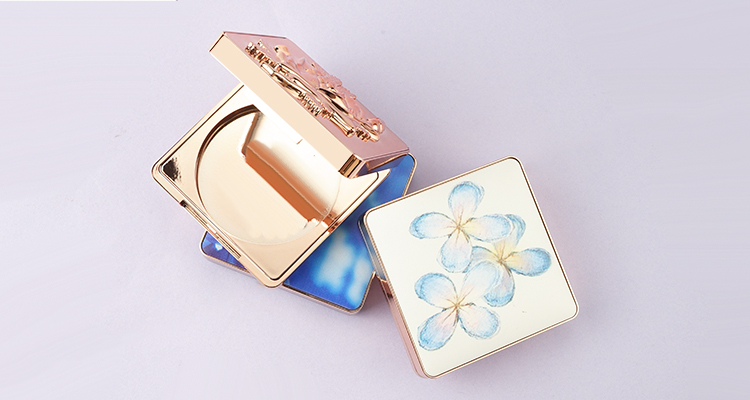 Square face compact powder case with mirror