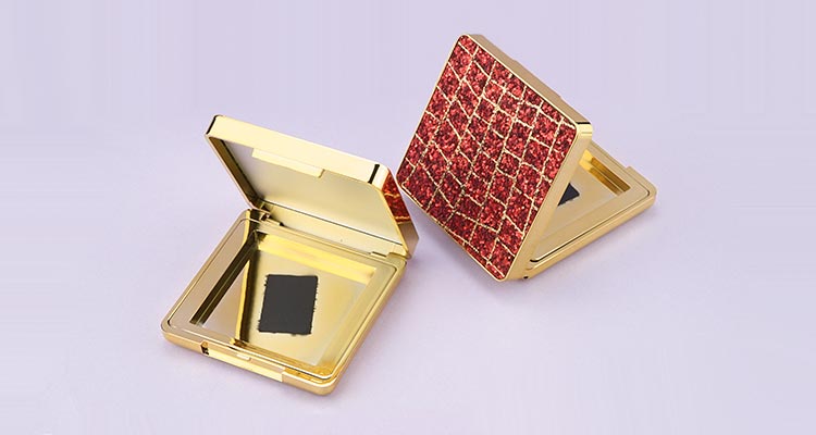 Square compact powder case with leather