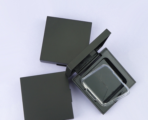 Square foundation compact powder case with mirror