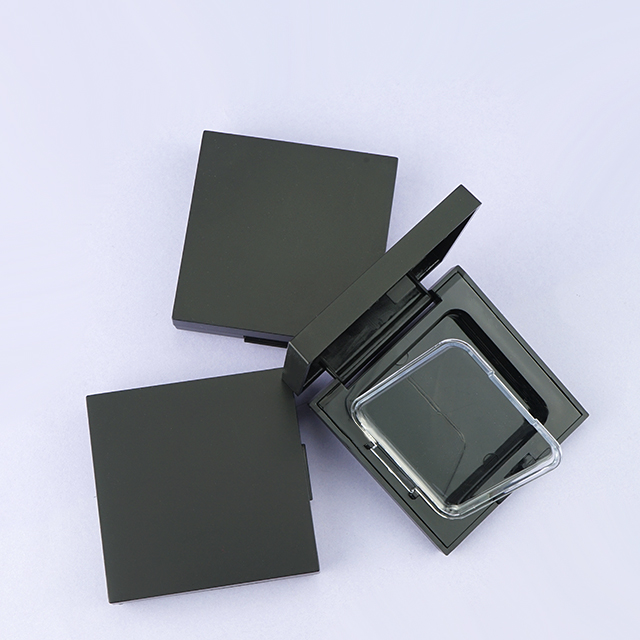 Square foundation compact powder case with mirror