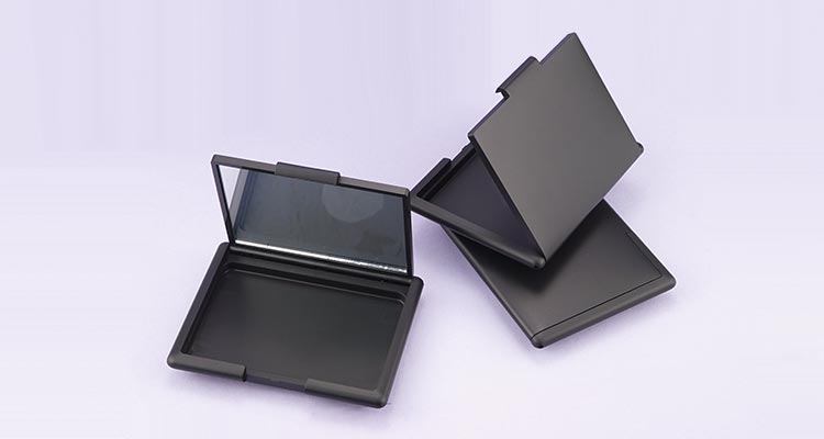 Black blush compact powder case