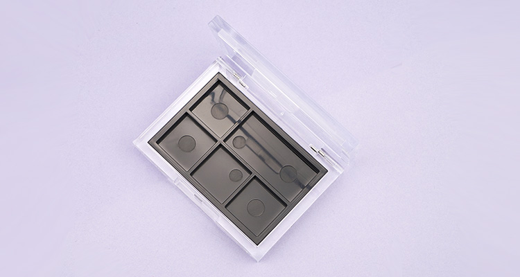 Plastic eyeshadow case 5 wells