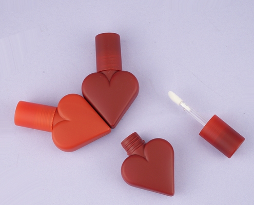 Heart shape lipgloss tubes