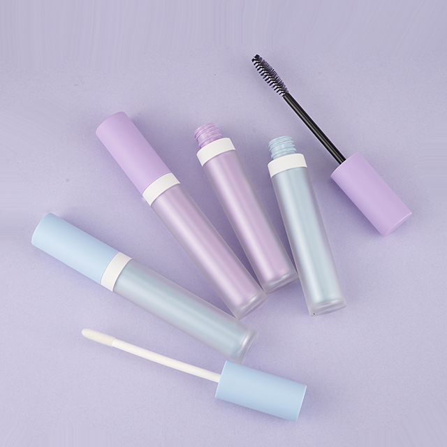 Lipgloss + mascara plastic tubes