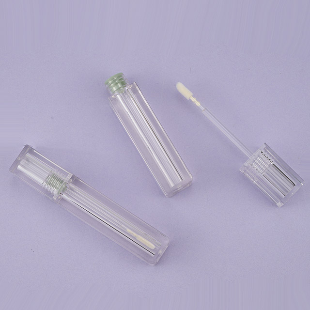 Square transparent lipgloss tube