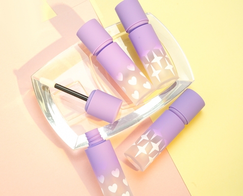 rubber purple round lip gloss tube