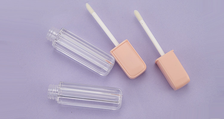 Lovely lipgloss tube 4ml