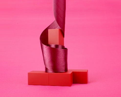 Lipstick Tubes: Creating Unique Lipstick Packaging to Showcase Brand Charm